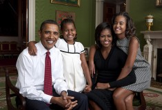 President Obama and family release official White house photo