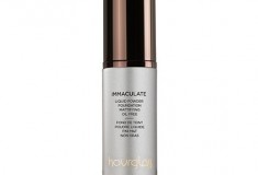 Look flawless with Hourglass Immaculate Liquid Powder Foundation and Veil Mineral Primer