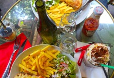 Paris - Montmartre - Croque Monsieurs Cafe au Lait - What's Haute in the World