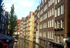 Europe Travel - Travel to Amsterdam - What's Haute In The World - canals