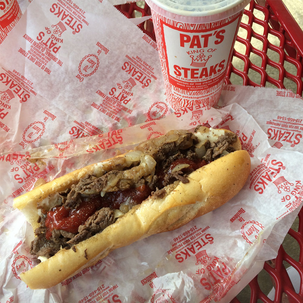 Pat's Steaks - Philly cheesesteak - Philadelphia - What's Haute