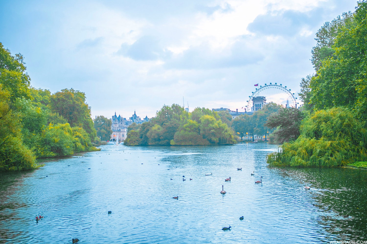 St. James's Park - London, England, What's Haute in the World