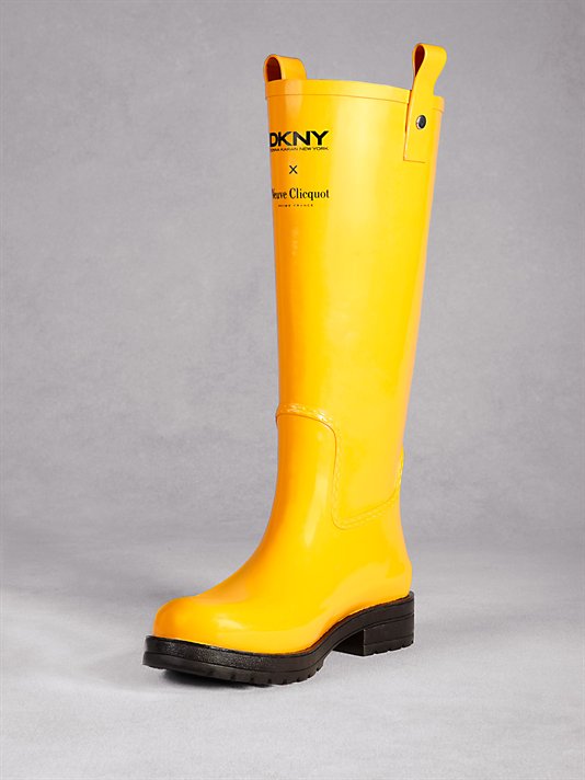 DKNY for Veuve Clicquot in the snow boots