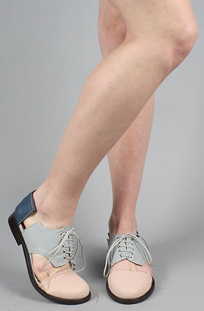 Minimarket Flat Lace-Up Cutout Shoe in Multi on foot