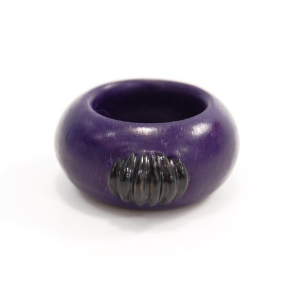 CASE STUDY IN CONTEMPORARY JEWELRY Crayon Ring purple