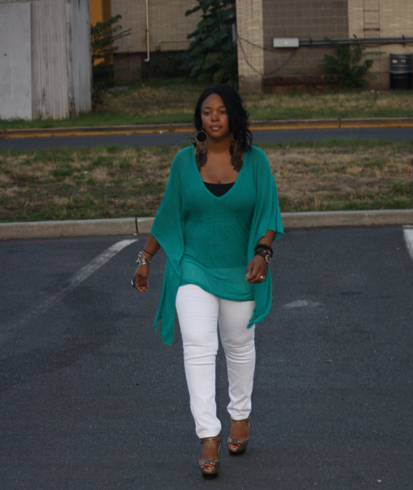 My-style-Twelfth-Street-by-Cynthia-Vincent-batwing-style-tunic-top-white-James-Jeans-Max-Studio-platforms-peacock-feather-earrings-5