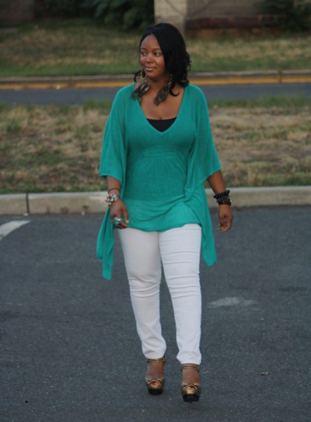 My-style-Twelfth-Street-by-Cynthia-Vincent-batwing-style-tunic-top-white-James-Jeans-Max-Studio-platforms-peacock-feather-earrings-6