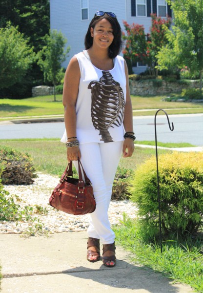 my-style-e.vil-ribcage-top-white-james-jeans-tods-sunglasses-4