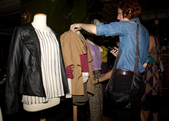 UK-Style-by-French-Connection--Fall-2011-preview-bloggers-clothing-mannequins