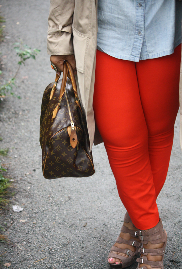 street style my style Hawke & Co. trench + UK Style by French Connection top + J. Crew pants louis vuitton speedy sam edelman wedges