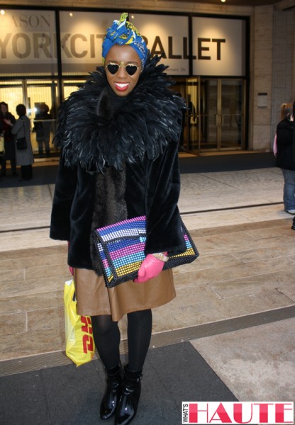 New York Fashion Week street style - turban, fur and print clutch