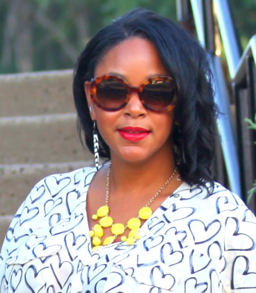 My style: Daniel Rainn heart blouse, Seven7 jeans, J. Crew bubble necklace, Marc by Marc Jacobs red satchel, Zara patent leather bow sandals