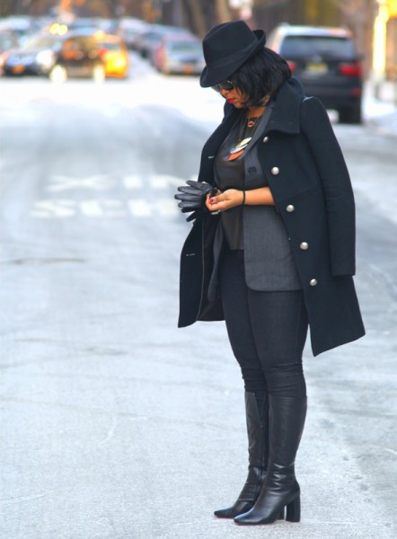 My style: Back to black (Ecru blazer with leather sleeves, faux leather peplum top, Black Orchid jeans, Jean-Michel Cazabat Raiza Banana Heel Boots, H&M leather moto gloves, Ray-Ban aviator sunglasses, Jules Smith Kiss Kiss Rose Gold Necklace, Triple Hammered-Plate Necklace)