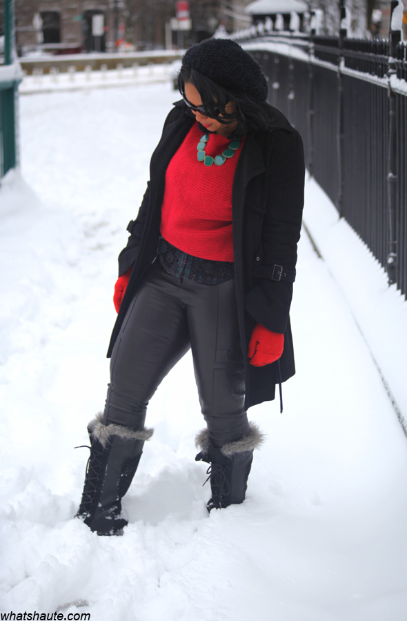 My style: Snow day (lia sophia jewelry + Free People sweater + Tory Burch leather cargo leggings)