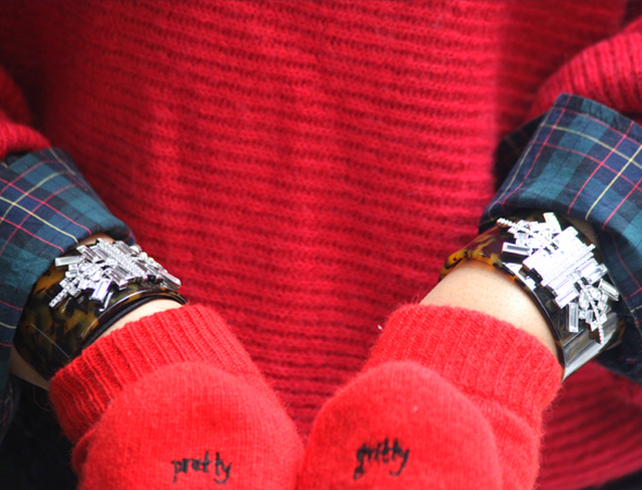 My style: Snow day (lia sophia jewelry + Free People sweater + Tory Burch leather cargo leggings)