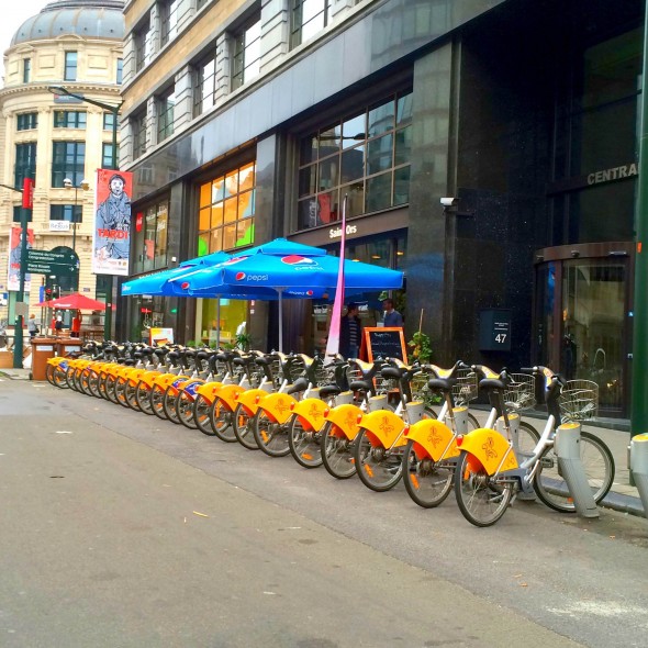 Bikes in Brussels, Belgium - What's Haute in the World