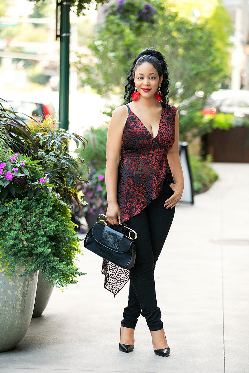 What I'm Wearing, the blackest black jeans, WAYF top, Black Levi's 721 High Rise Skinny Jeans , Christian Louboutin Pigalle Follies Pointy Toe Pumps, Bodhi Safety Pin Clutch