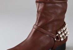 Hey there little stud: the Be & D Memphis Stud Stirrup boots