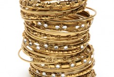 Enter to win the Amrita Singh India Bangle Set in What’s Haute Magazine’s 5 days of giveaways!