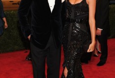 MET Gala 2012 Gisele Bundchen With Tom Brady in black