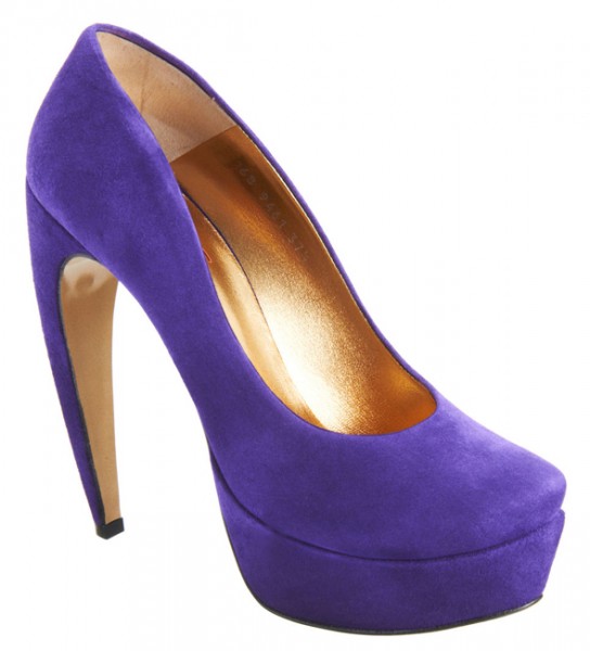 Shoe of the moment: Walter Steiger Curved Heel Pumps - What's Haute™