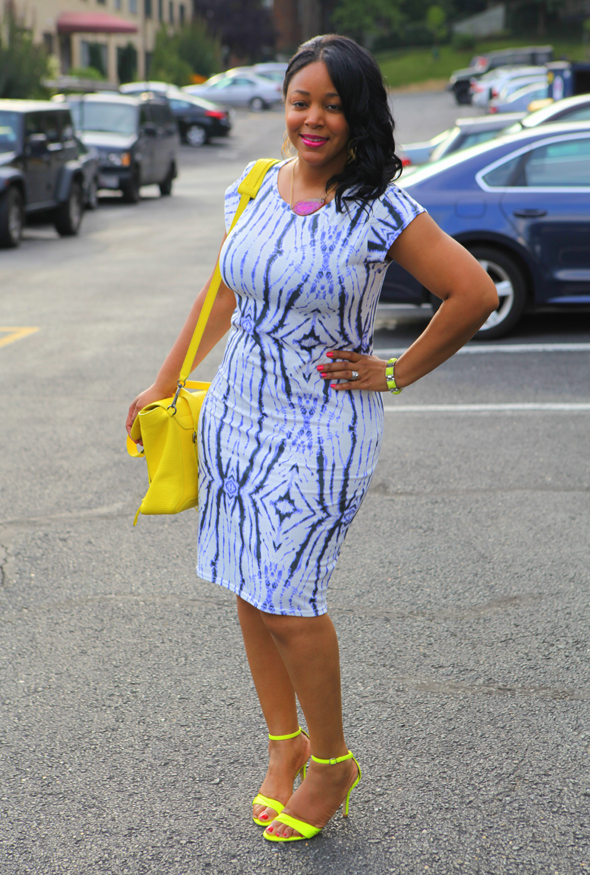 My style: Closet staple - the T-shirt dress + get the look! - What's Haute™