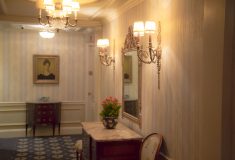 Hotel Review: My stay at Hotel Elysée on WhatsHaute.com